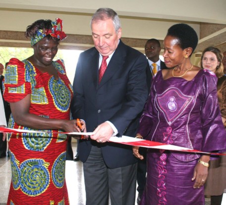 Bild 9: Eröffnung der Ausstellung RE-ART ONe in Nairobi
